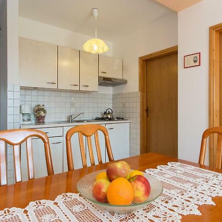 Apartments Bonifacic Punat Esterno foto