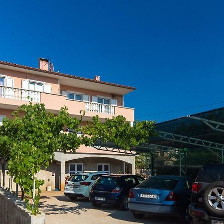 Apartments Bonifacic Punat Esterno foto